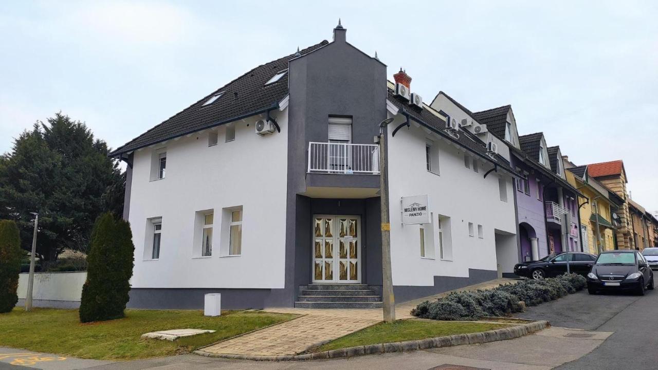 Misleny Home Kozarmisleny Exterior foto